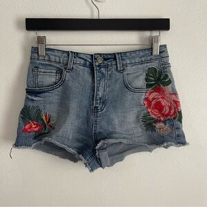 Gianni Bini high waisted denim raw hem cutoff shorts size XS embroidered